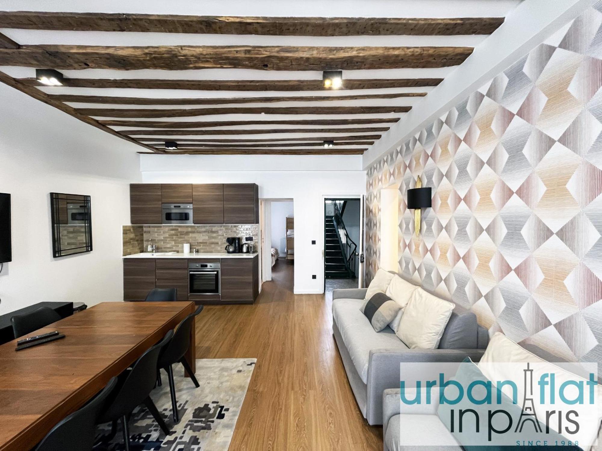 Urban Flat 108 - Classic Parisian 4 Bdr Flat