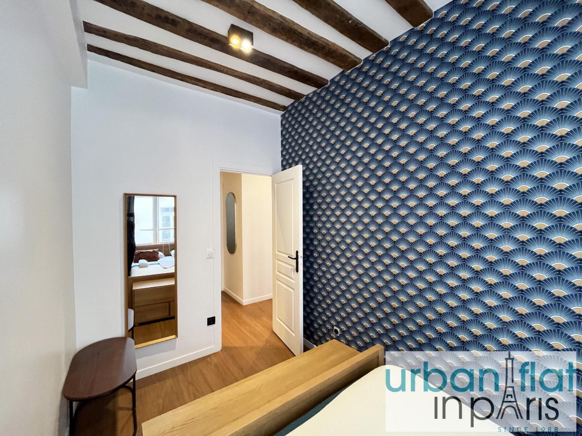 Urban Flat 108 - Classic Parisian 4 Bdr Flat